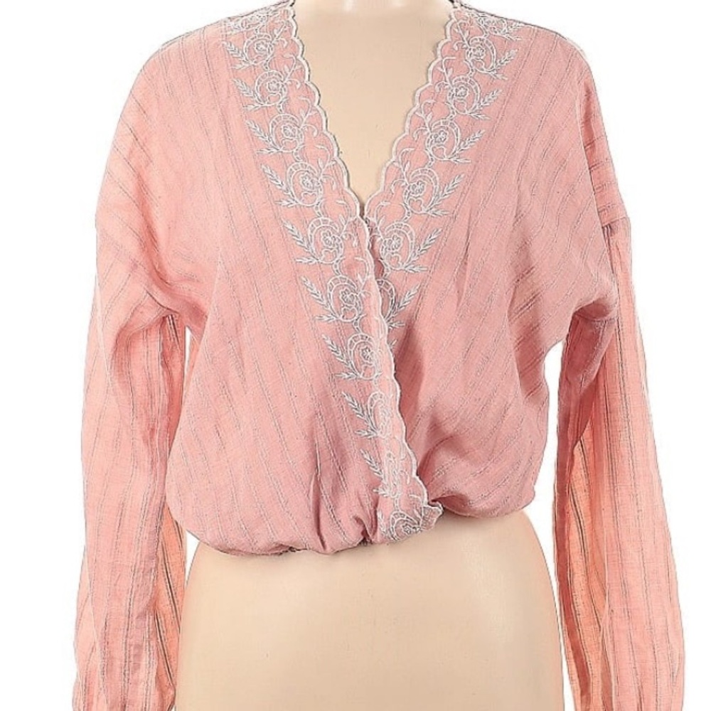 Long sleeve pink top
